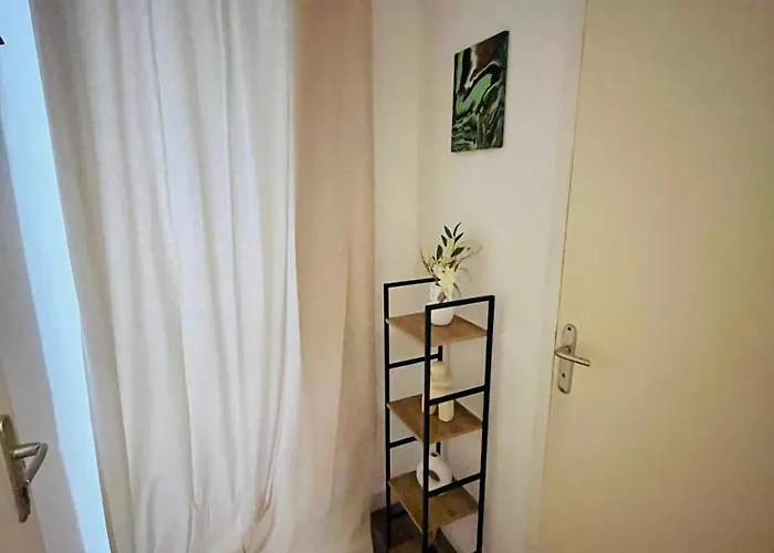 Cosy Pres Du Centre Nordblue アパート