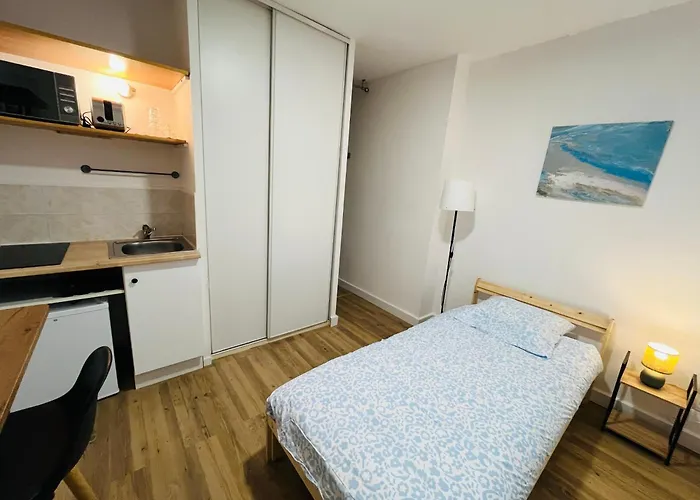 Cosy Pres Du Centre Nordblue アパート